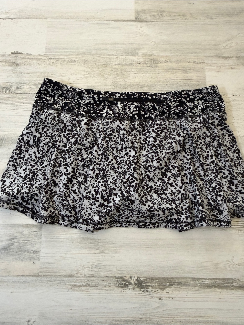 lululemon Pace Rival Skirt In Chirakasu Alpine Size 10 - Picture 7 of 12